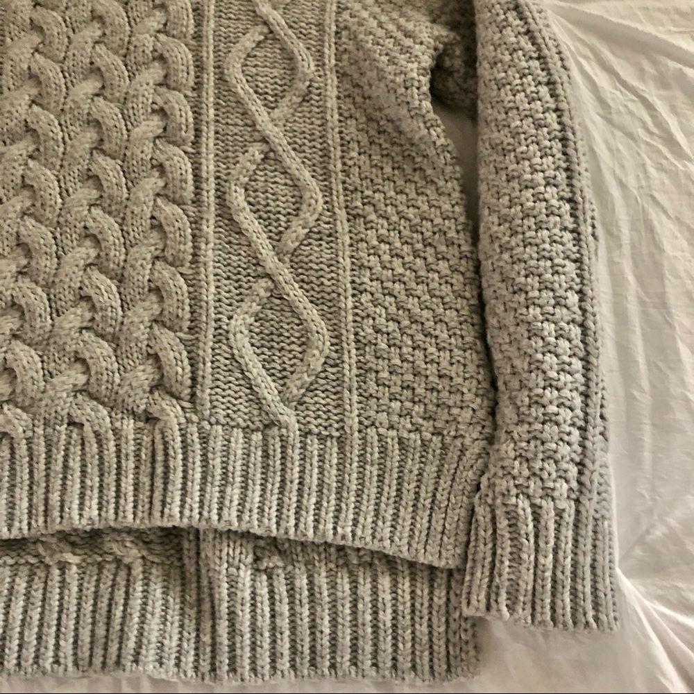 Grey Knit Sweater - Picture 4 of 4
